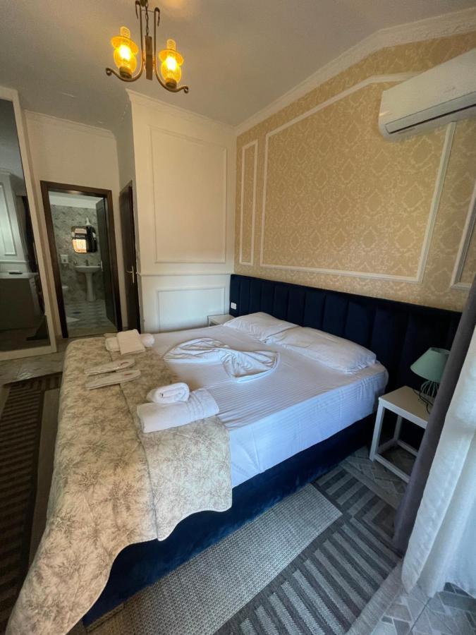 Vila Sanremo Тирана Екстер'єр фото